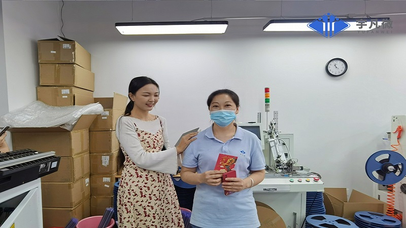 宇凡微員工 宇凡微員工