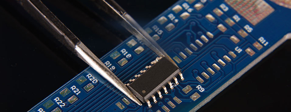 合封芯片設(shè)計：深入解讀宇凡微合封芯片源頭廠家