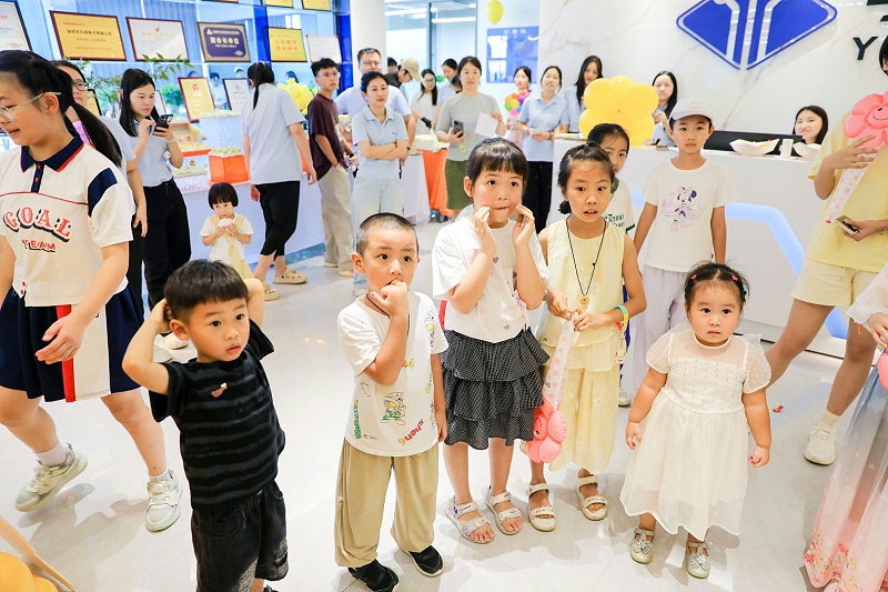 147d_214632506_eff_preview_4fe5ab19-02c5-4047-a988-cfb235c30dd0